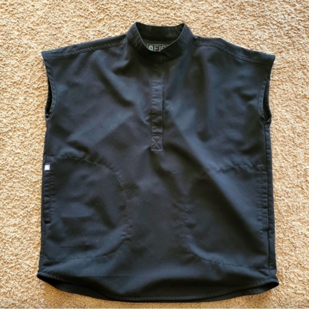 XXS Black Figs Rafaela Scrub Top